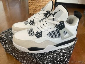 Air  jordan 4 retro velkost 39 - 3