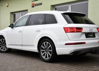 Audi Q7 3.0TDi Q SLINE VZDUCH TAŽNÉ ČR 200 kw - 3