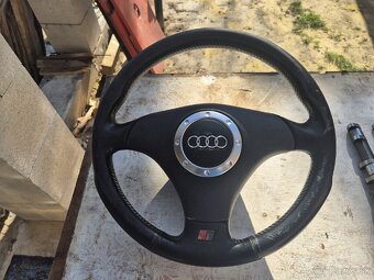 Volant audi sport line - 3