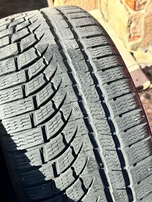 245/45R19 - 3