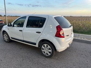 Predám dacia sandero 1.4i - 3