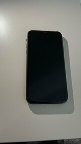 iPhone 11  64GB Black - 3