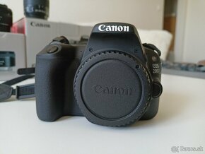 Canon 200D - 3