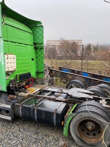 Nákladné Vozidlo - Ťahač návesu - 3