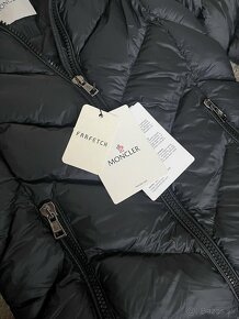 Moncler cierna bunda - 3