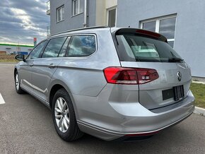 Volkswagen Passat Variant 2.0 TDI EVO Bussines DSG - 3