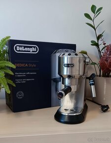 Predam kavovar Delonghi ako novy, stale v zaruke - 3