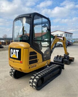 Minibáger  |Caterpillar 302.4 D|18 Kw-2320kg - 3