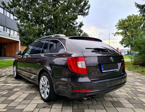 Škoda Superb Combi 2.0 TDI DSG LAURIN&KLEMENT R.V.2011. - 3