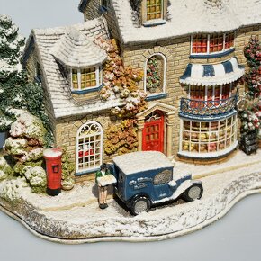 predané Slávny Vianočný Lilliput Lane - Zberateľský domček - 3