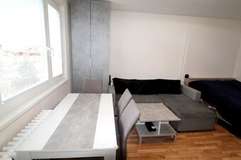 2-izbový byt s loggiou na predaj /45 m2/ Žilina - Hájik - 3