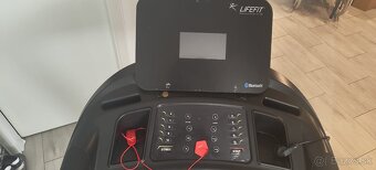 Predám bežecký pás Lifefit TM-7100 - 3