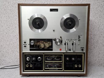 AKAI 1730 D-SS / DISCRETE 4-CHANNEL TAPE DECK / REEL TO REEL - 3