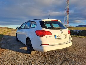 Opel Astra Sports Tourer kombi - 3