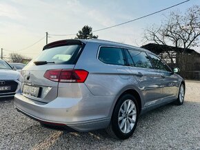 Volkswagen Passat Variant 2.0 TDI EVO Elegance DSG - 3