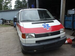 VOLKSWAGEN TRANSPORTER 2,4D  2,5TDÍ 75 KW 2,0Í - 3