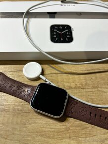 Apple watch se hodinky - 3