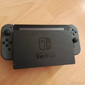 Nintendo switch grey - 3