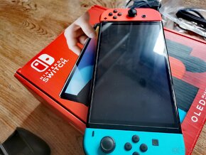 Nintendo Switch OLED Neon - 3