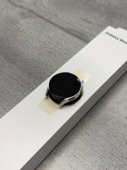 Samsung Galaxy Watch 6 40mm Gold - 3