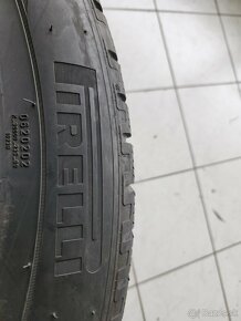 Predám zimne 275/45 R21 - 3