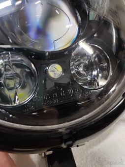 Harley Davidson Daymaker 5.3/4 přední lampa EU homologace - 3