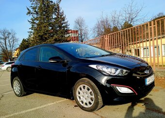 Hyundai i30 1.6 benzín 99kw automat - 3