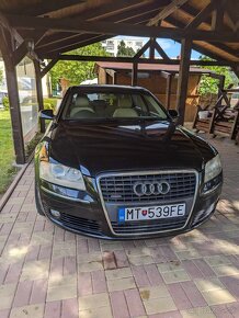 Audi A8 - 3