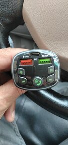 FM transmitter / bluetooth prijímač hudobný prehrávač do aut - 3