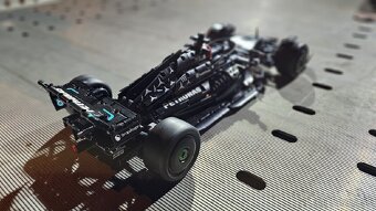 Mercedes formula - 3