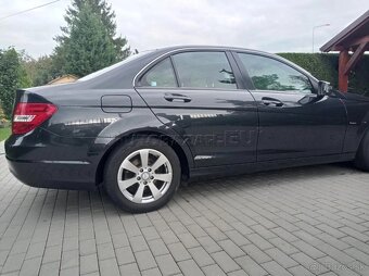 Mercedes Benz C220 - 3