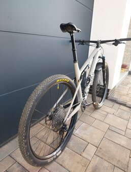 Canyon Lux Trail CF 2022 - 3