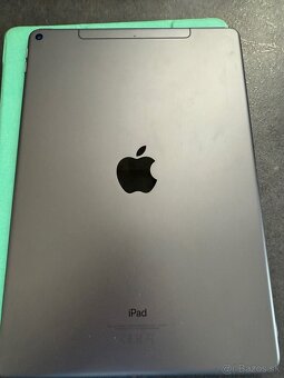 Predam Ipad air 3 generacie 128Gb WiFi a Cellular - 3