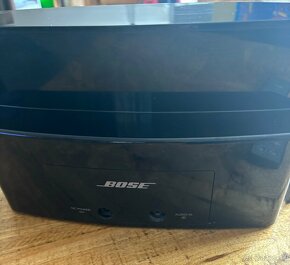 BOSE sounddock reproduktor na iphone - 3