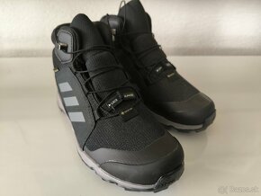 ADIDAS TERREX MID GTX  PC:75EUR  Deti Tenisky Turistika - 3