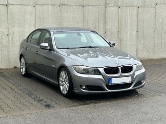 BMW rad 3 E90 320i 2009 SK - 3