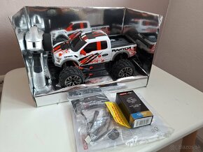 RC Carrera Ford Raptor F-150 1:18 - 3