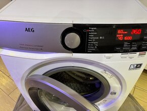 Pracka AEG 7000 series - 3