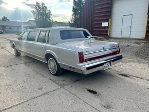 Lincoln Town Car 5,0 l - 3