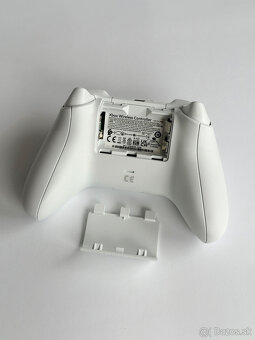 Bezdrôtový ovládač Xbox Series XSX, biely (Robot White) - 3