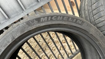 Michelin Pilot Sport 4_245/40 R19   255/40 R19 - 3