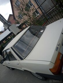 Ford Cortina. - 3