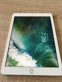 Apple Ipad 9.7” 128GB - 3