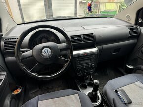 Rozpredam vw fox - 3