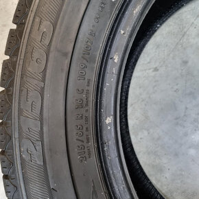 Dodávkové zimné pneu 215/65 R16C SEMPERIT DOT2618 - 3