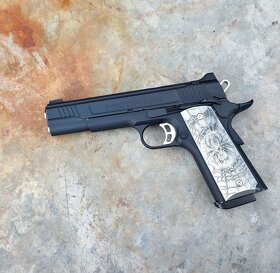 Colt 1911 pažbičky klasický tvar spider - 3