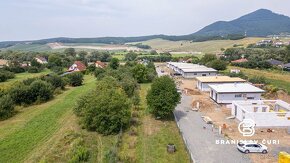 Stavebný pozemok 300 m pri Prešove, 564 m2, IS na pozemku - 3