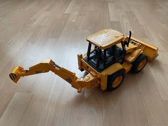 Bager JCB 4CX s čelným nakladačom a lyžicou - Bruder - 3