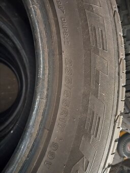 Bridgestone 235/55 R17 99V - 3