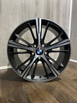 BMW 1 - F20, F21 - BMW 2 - F22, F23 orig.  ALU R19 - 3